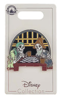 Disney Pin - Pirates of the Caribbean - Skeleton Pirates Playing Chess