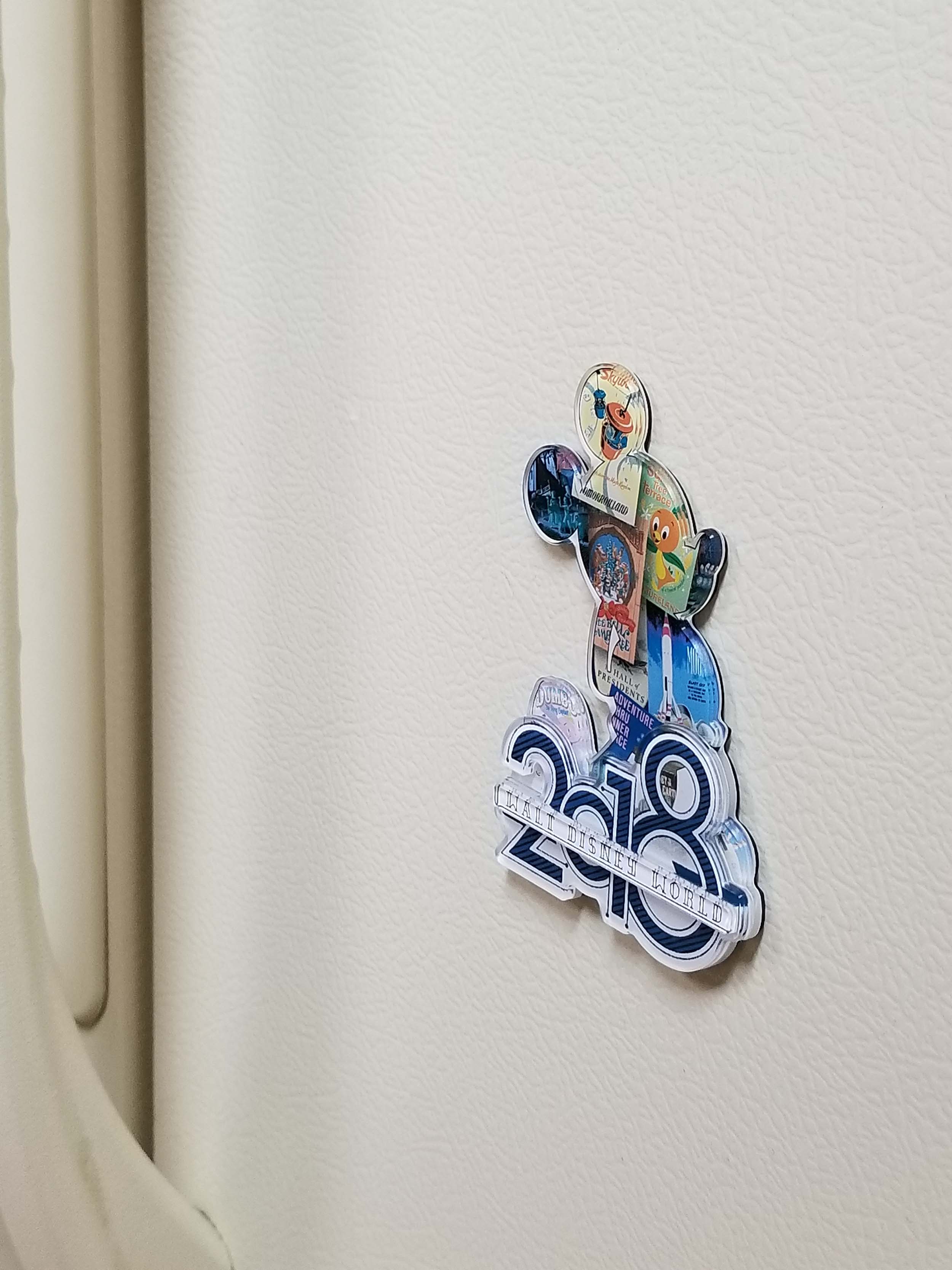 Disney Parks Magnet - Walt Disney World - Dated 2018 - Mickey Mouse - alternate view 2