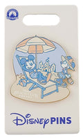 Disney Pin - Beach Club Resort - Mickey and Minnie Mouse - on Vacation