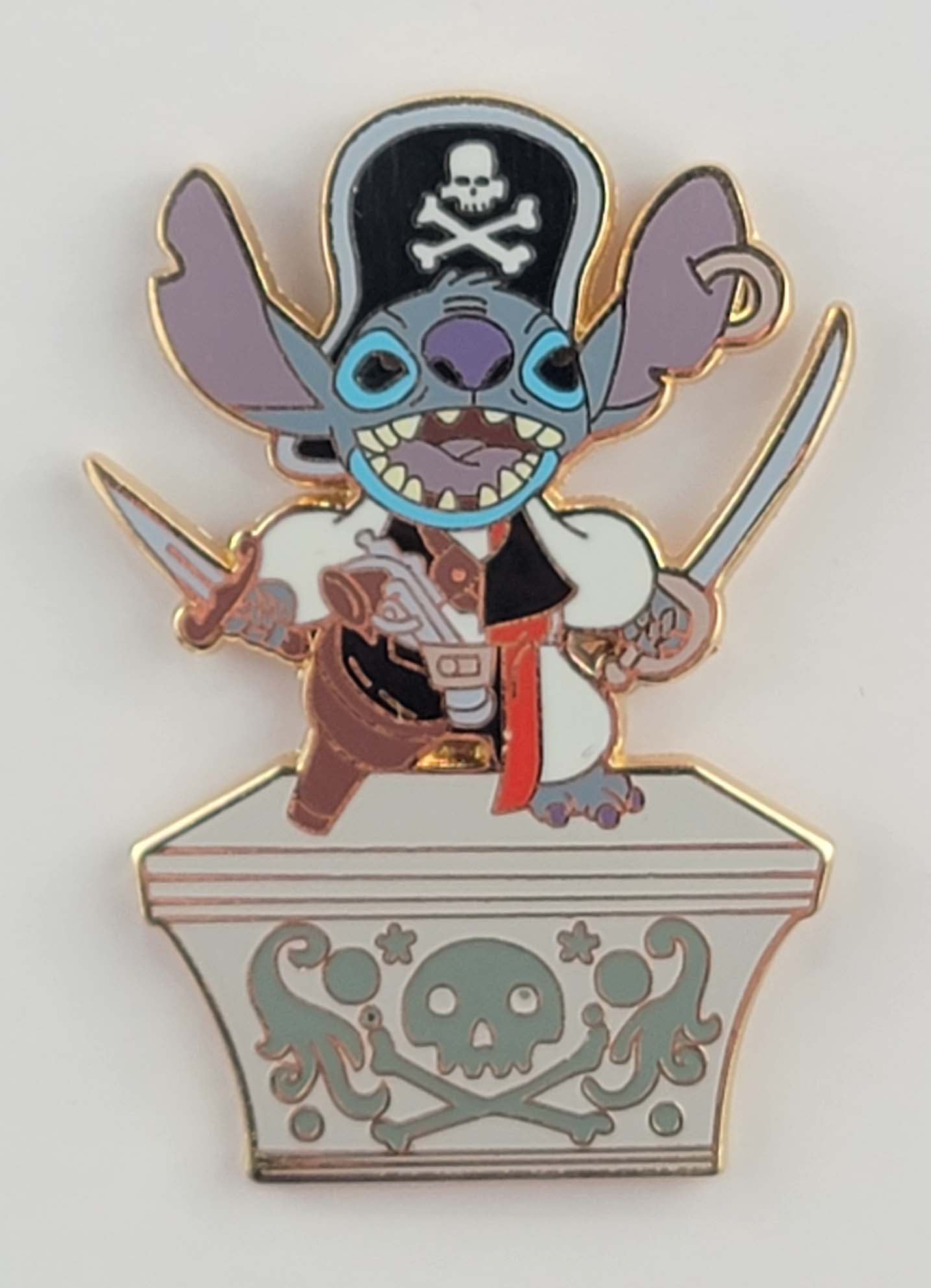 Disney Pin - Adventures on the 7 Seas Lagoon - Pirate Stitch
